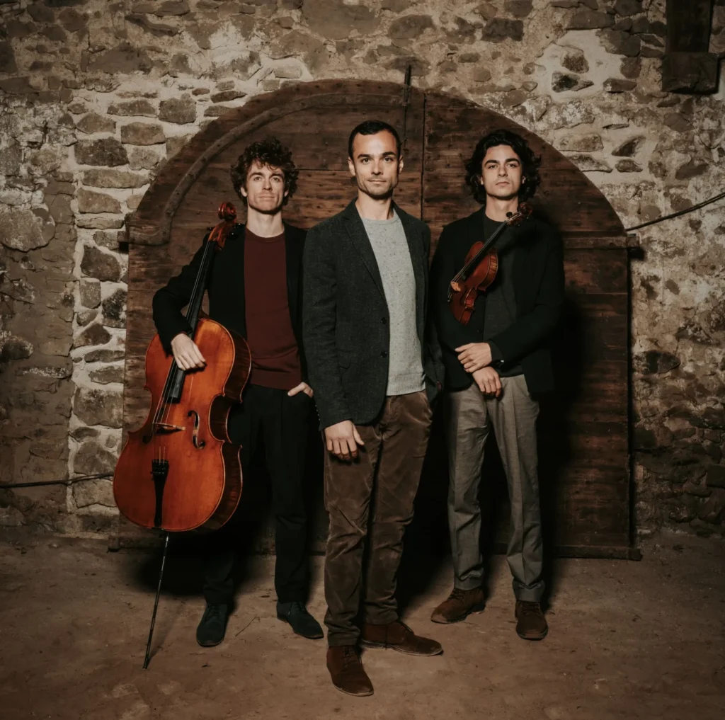 Trio Helios